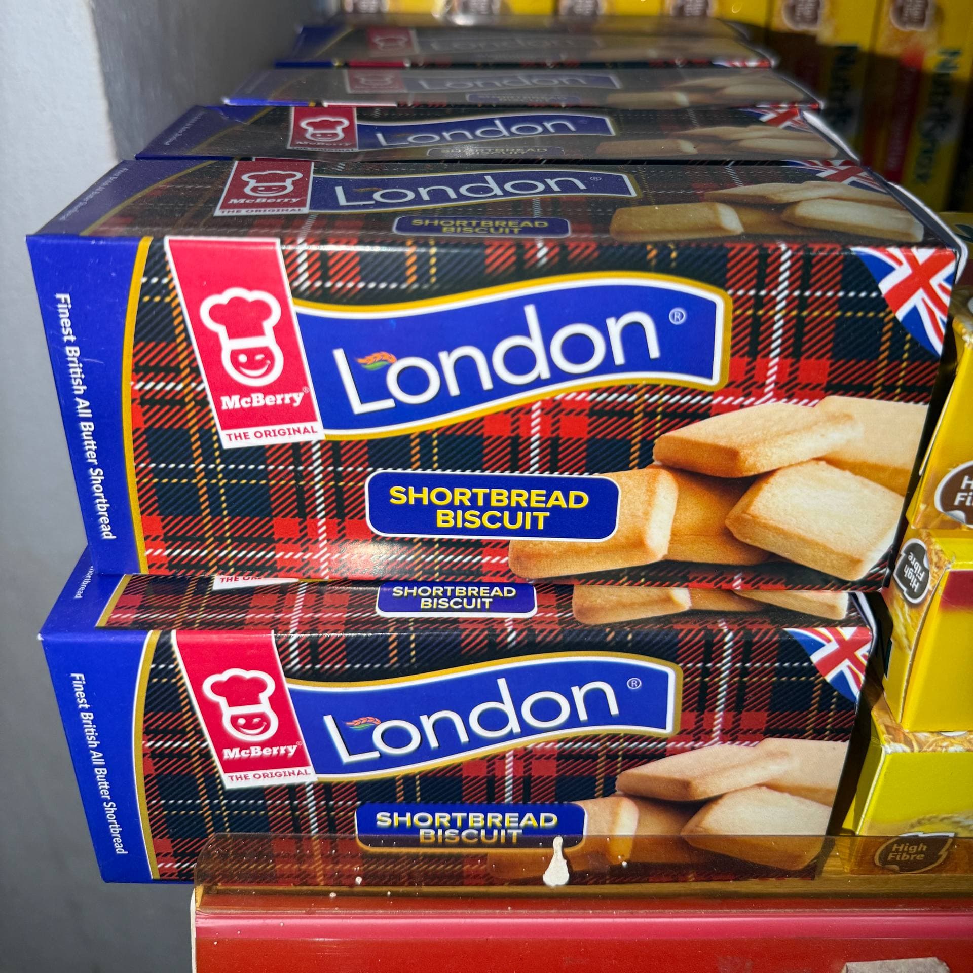 MCBERRY LONDON SHORTBREAD BISCUIT 80G